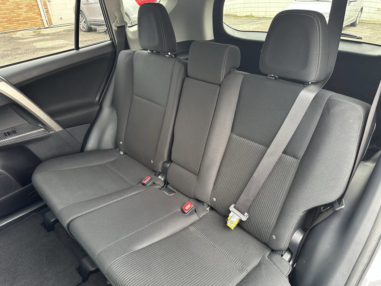 Used 2014 Toyota RAV4 XLE AWD/4WD image 36