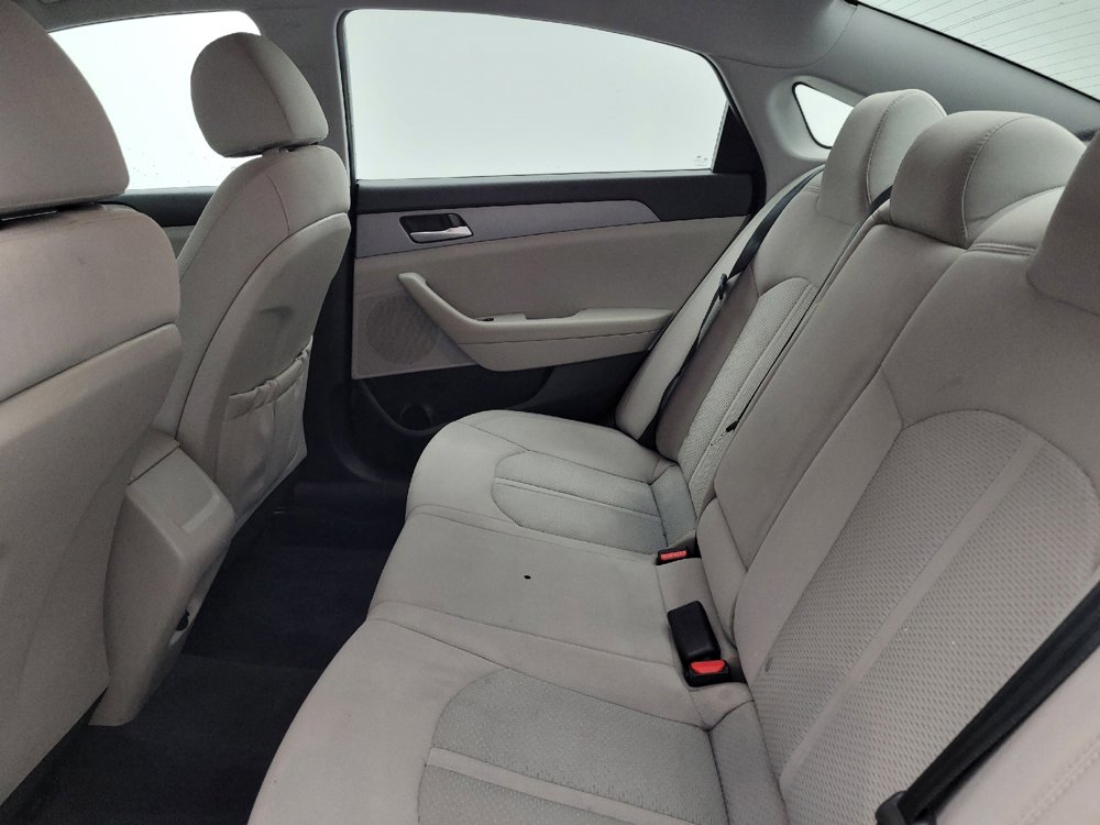 Used 2018 Hyundai Sonata SE FWD image 18