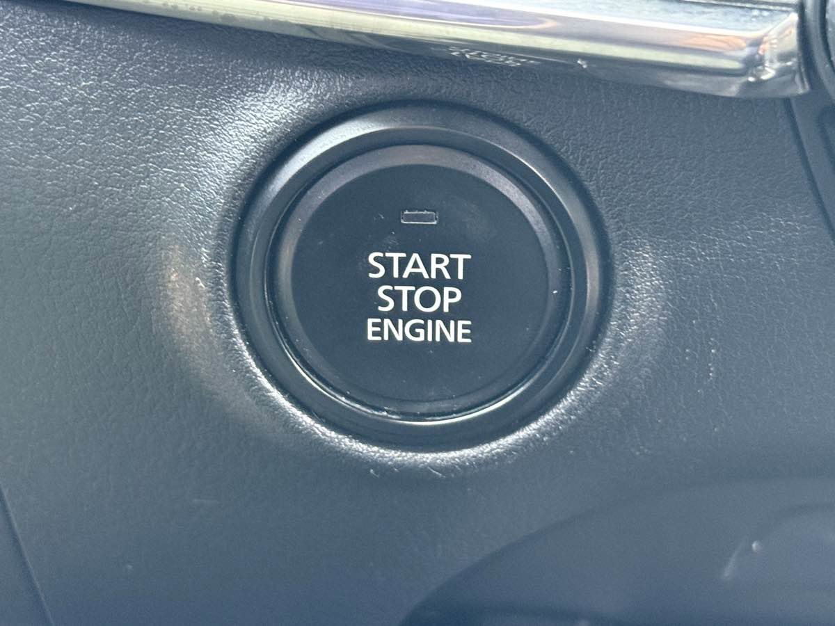 Used 2019 MAZDA MAZDA3 Back Up Cam, Easy Financing, C image 32