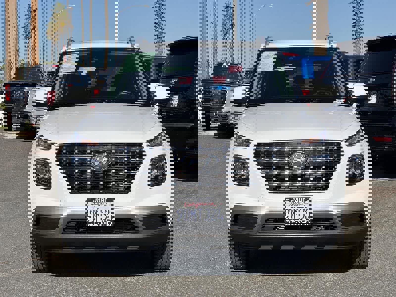 Used 2022 Hyundai Venue SEL image 9