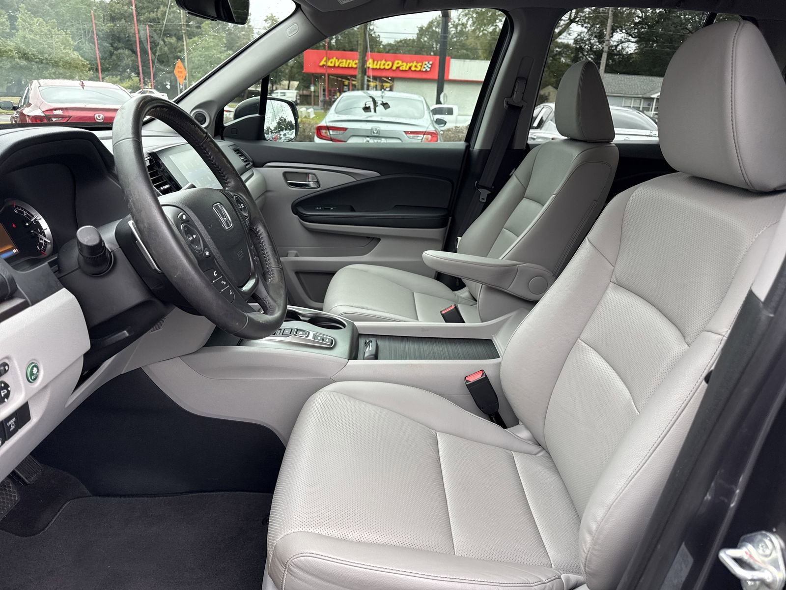 Used 2023 Honda Ridgeline RTL image 9