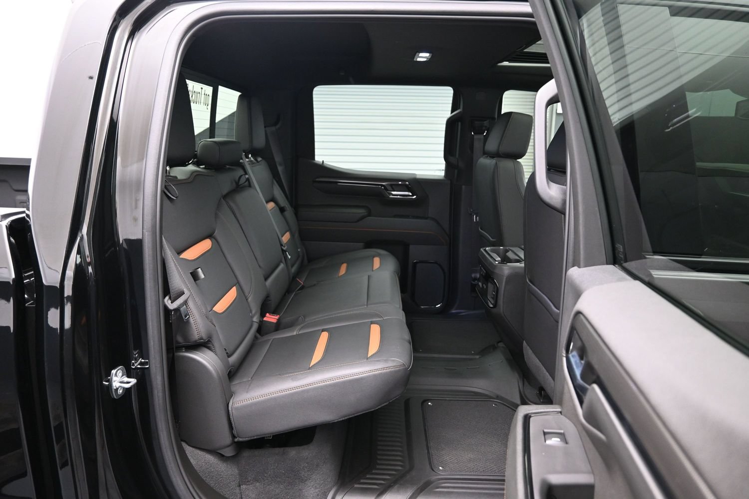 Used 2024 GMC Sierra 1500 AT4 w/ AT4 Preferred Package AWD/4WD image 12
