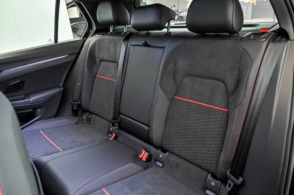 New 2026 Volkswagen GTI SE FWD image 10