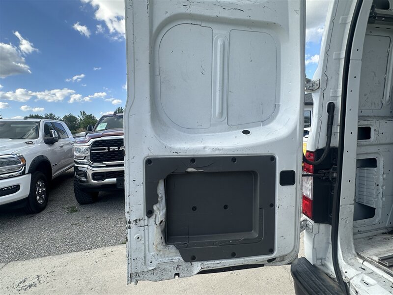 Used 2014 Nissan NV 2500 S w/ Side & Curtain Airbag Package RWD image 23