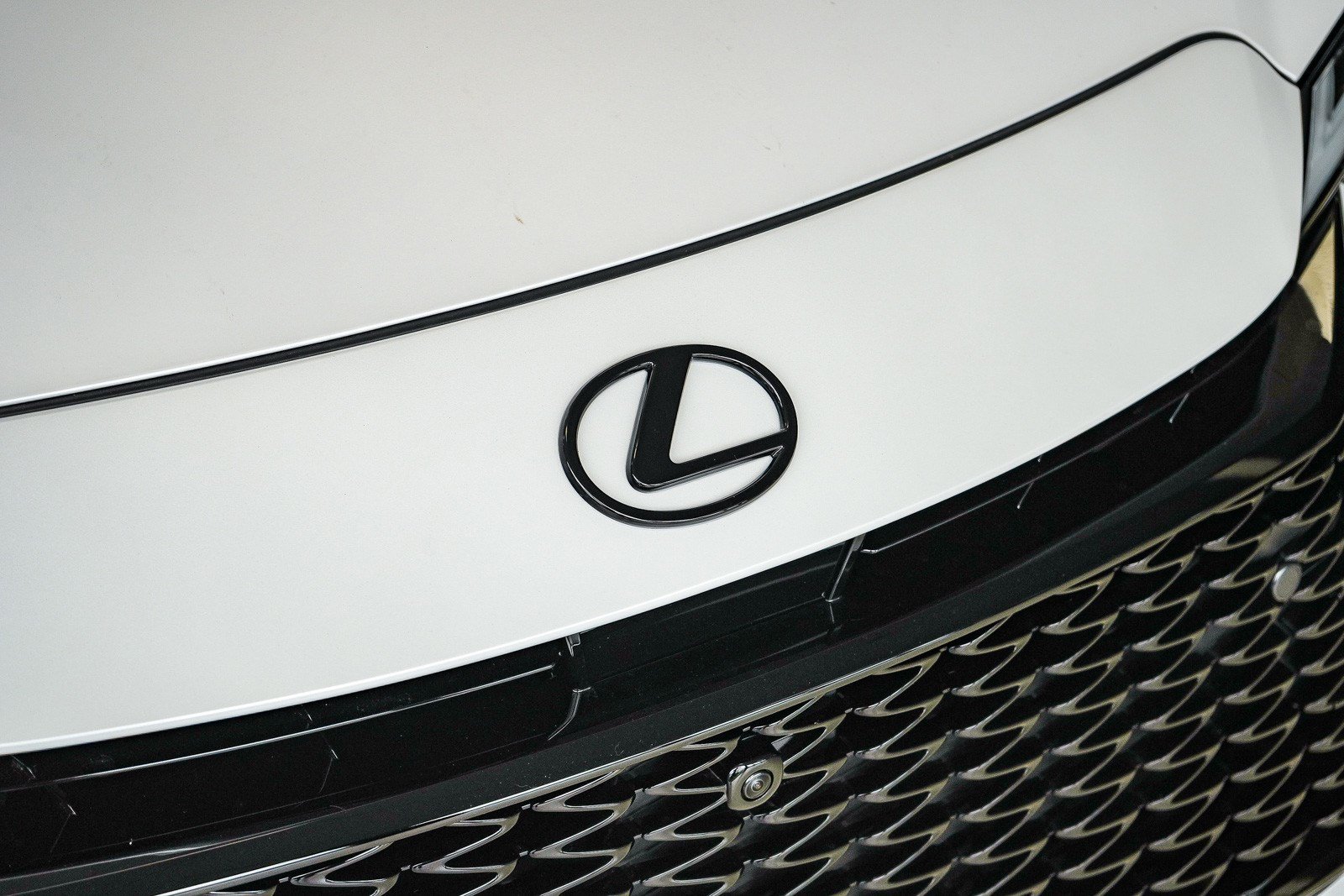 New 2026 Lexus IS 350 F Sport RWD image 9