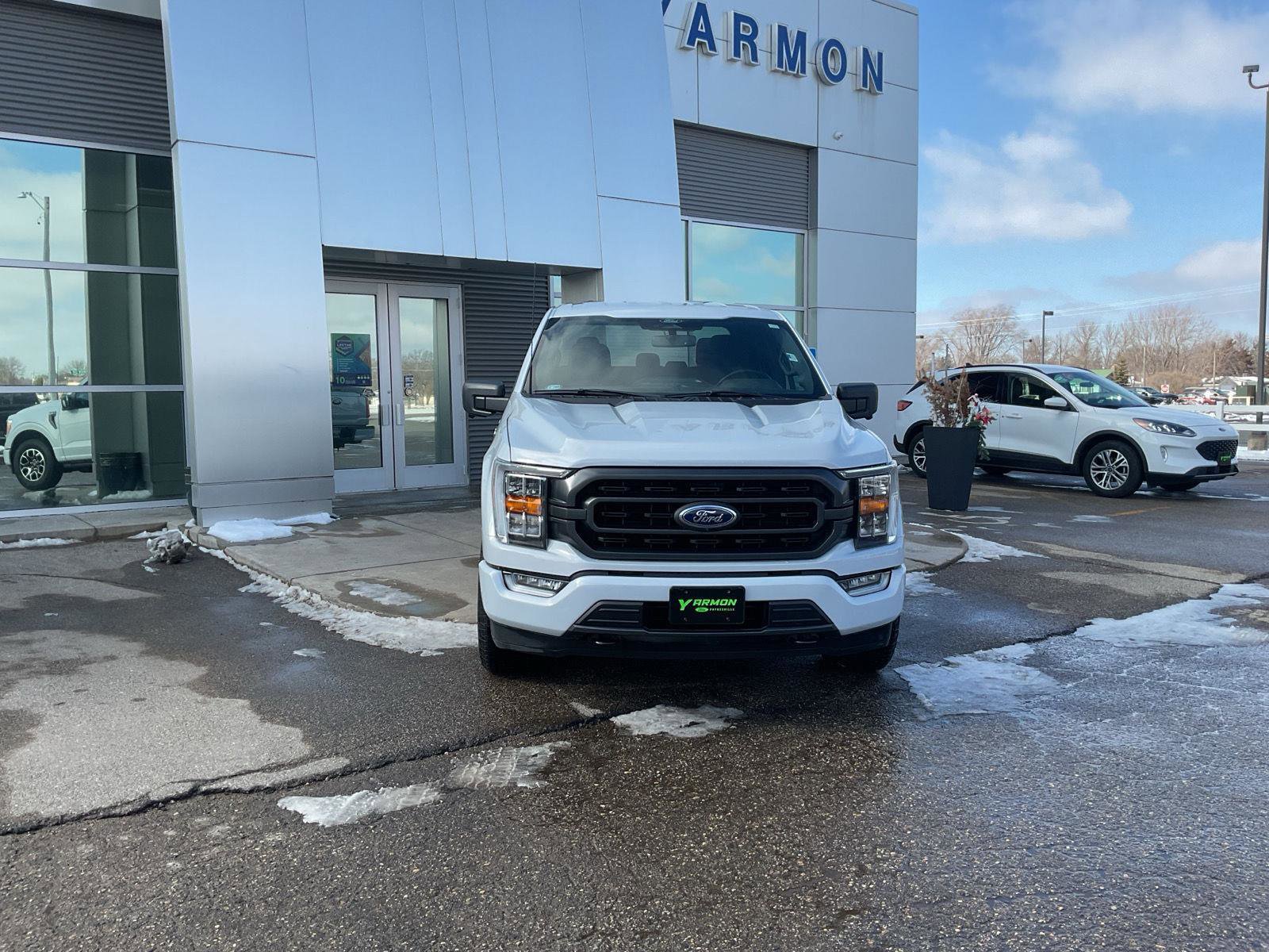 Used 2022 Ford F150 XLT w/ Equipment Group 302A High image 9