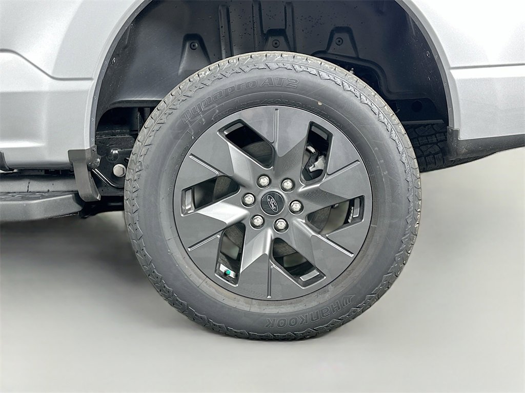 New 2025 Ford F150 Lightning Flash image 30