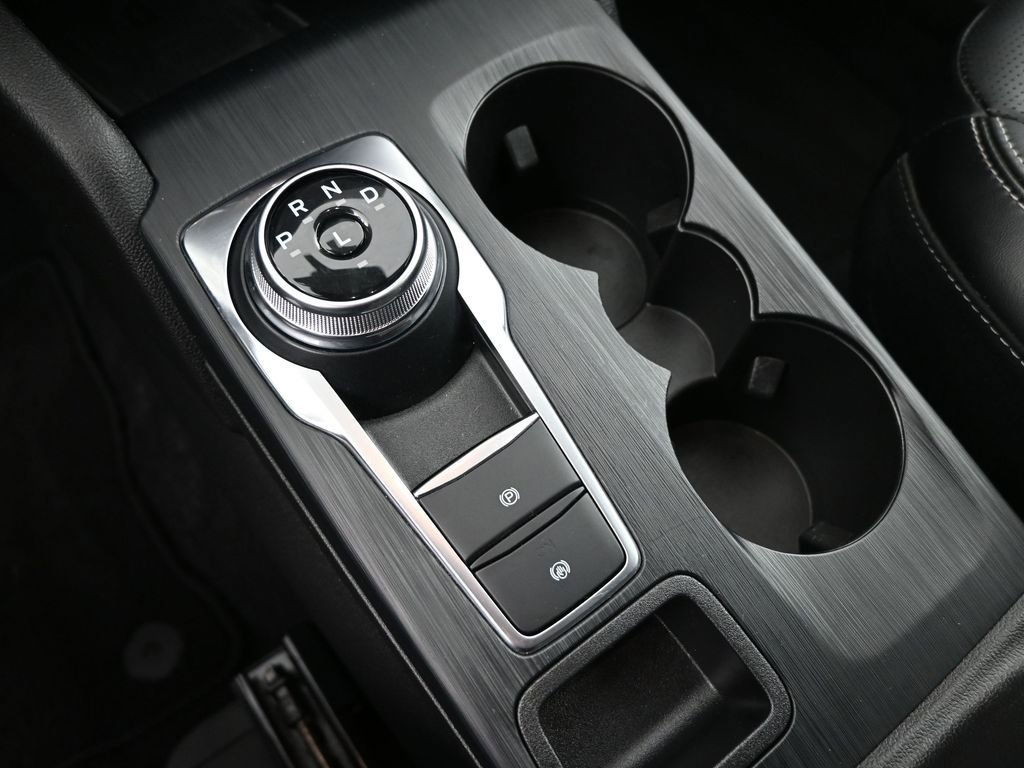 Used 2024 Ford Escape Platinum image 13