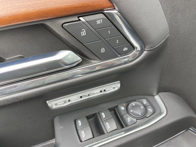 Used 2023 GMC Sierra 1500 Denali w/ Technology Package AWD/4WD image 13