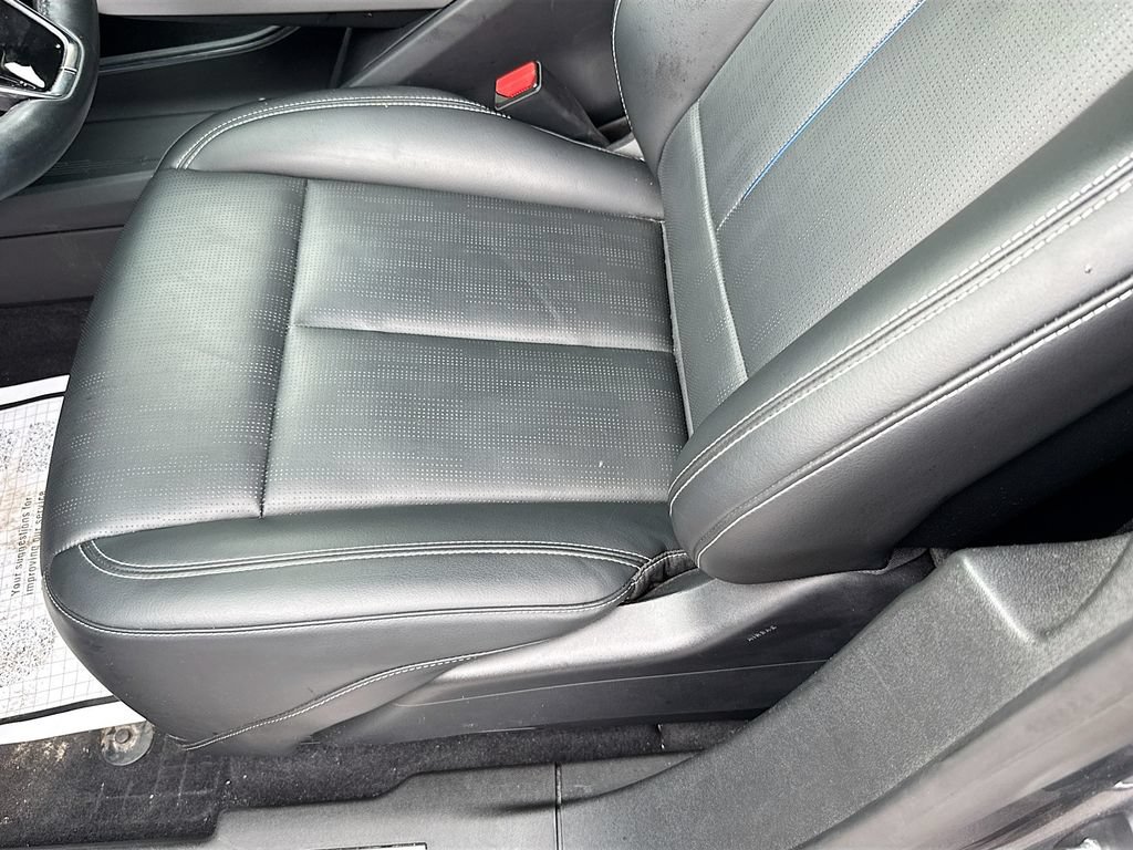 Used 2023 Cadillac Lyriq AWD image 21