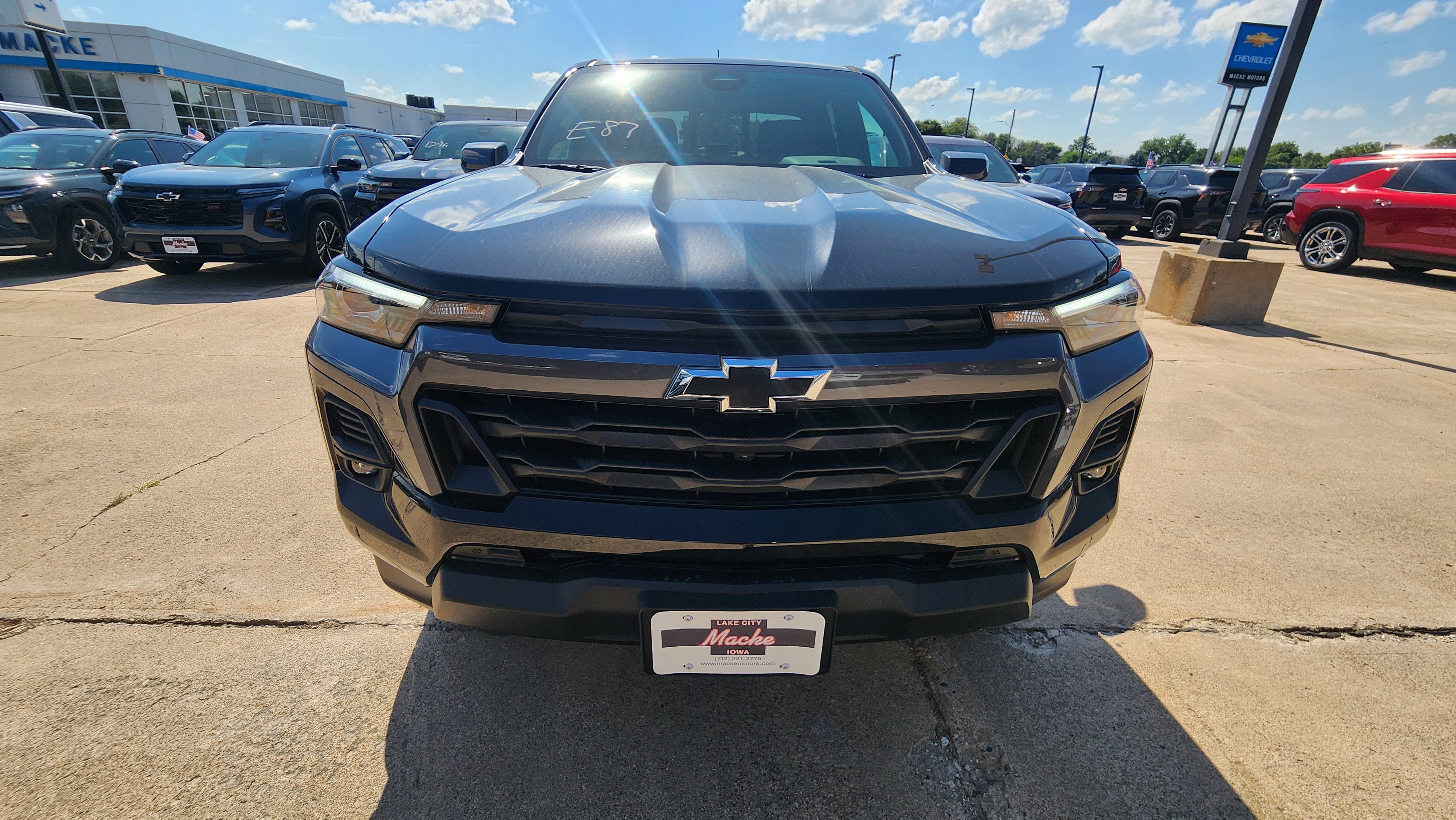 New 2025 Chevrolet Colorado LT w/ LT Convenience Package image 2