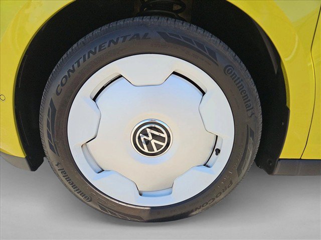 Certified 2025 Volkswagen ID. Buzz 1st Edition AWD/4WD image 25