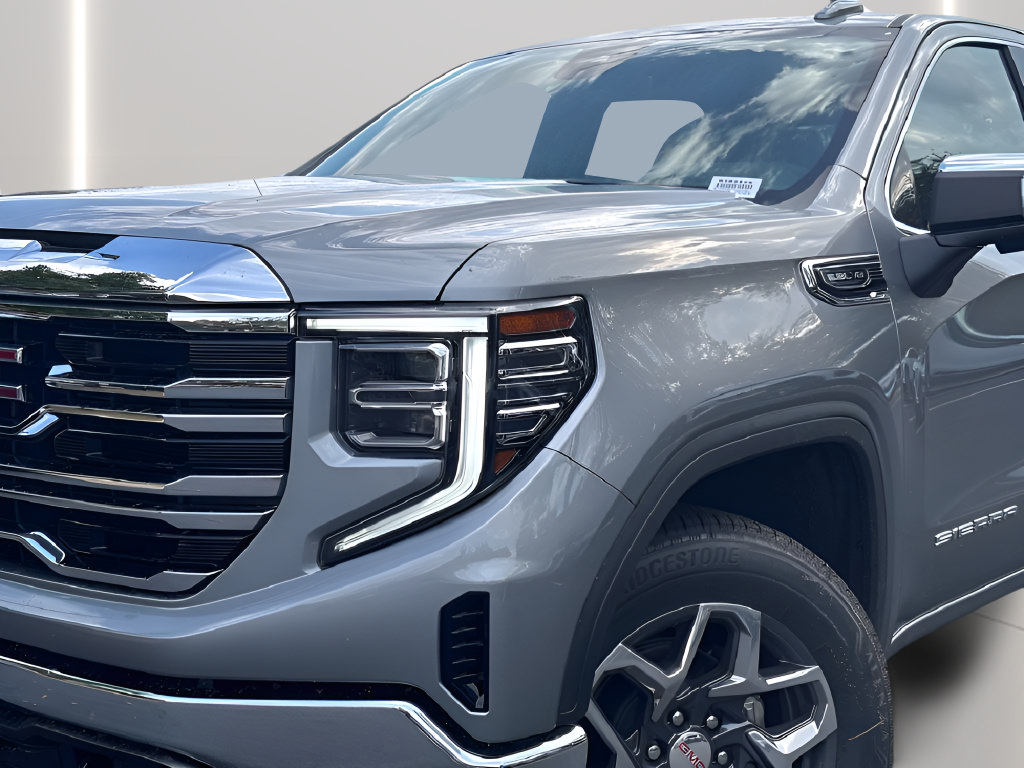 New 2026 GMC Sierra 1500 SLT w/ SLT Convenience Package RWD image 3