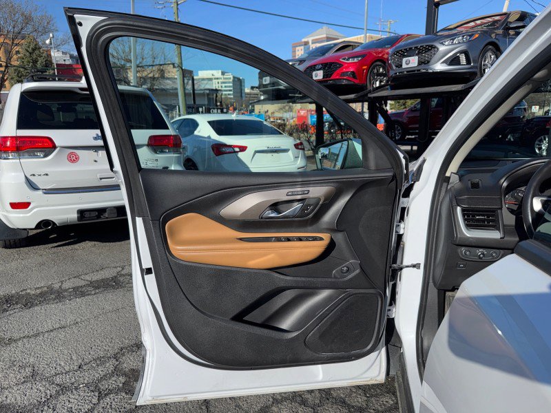 Used 2021 GMC Terrain SLT image 11