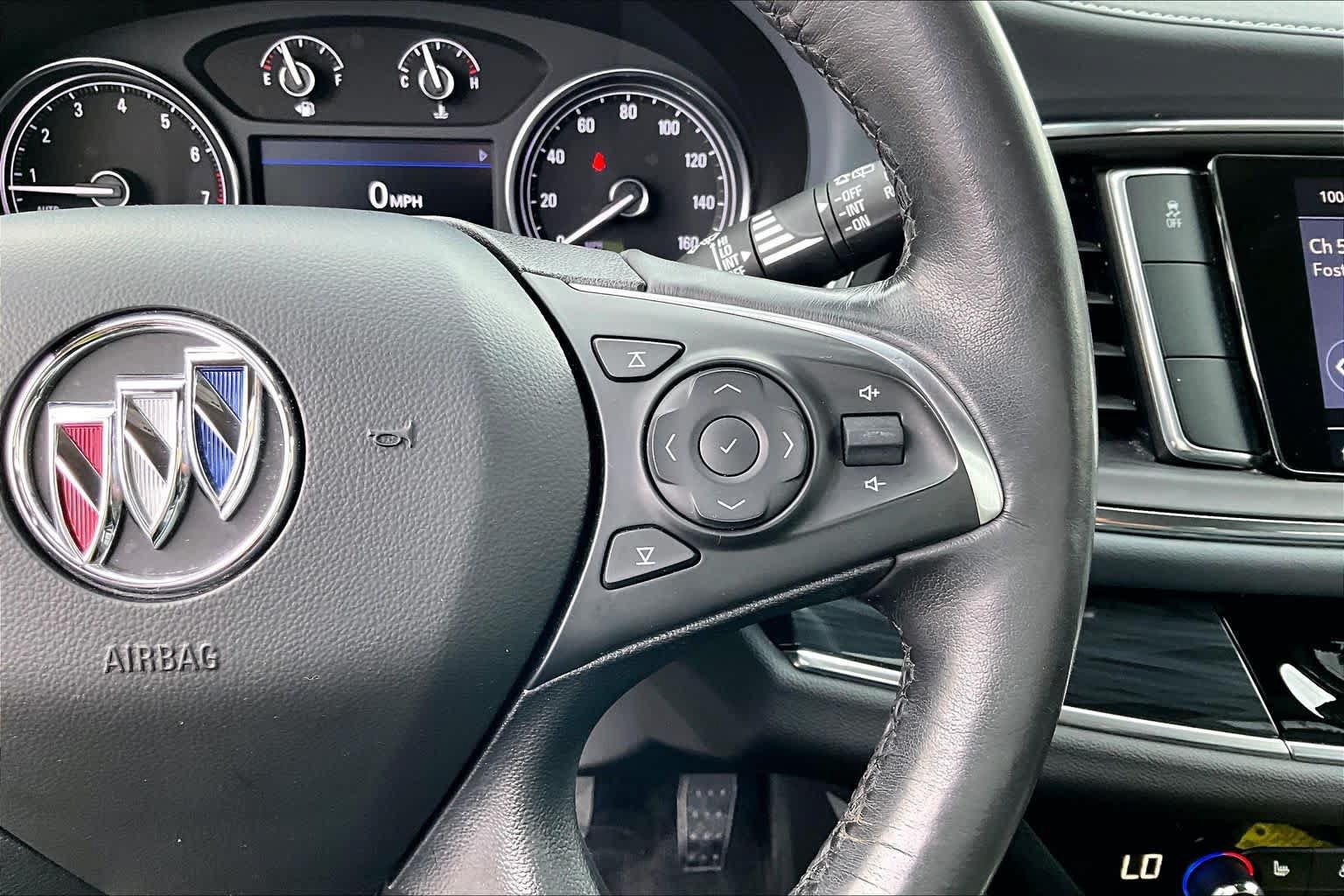 Used 2020 Buick Enclave Essence FWD image 25