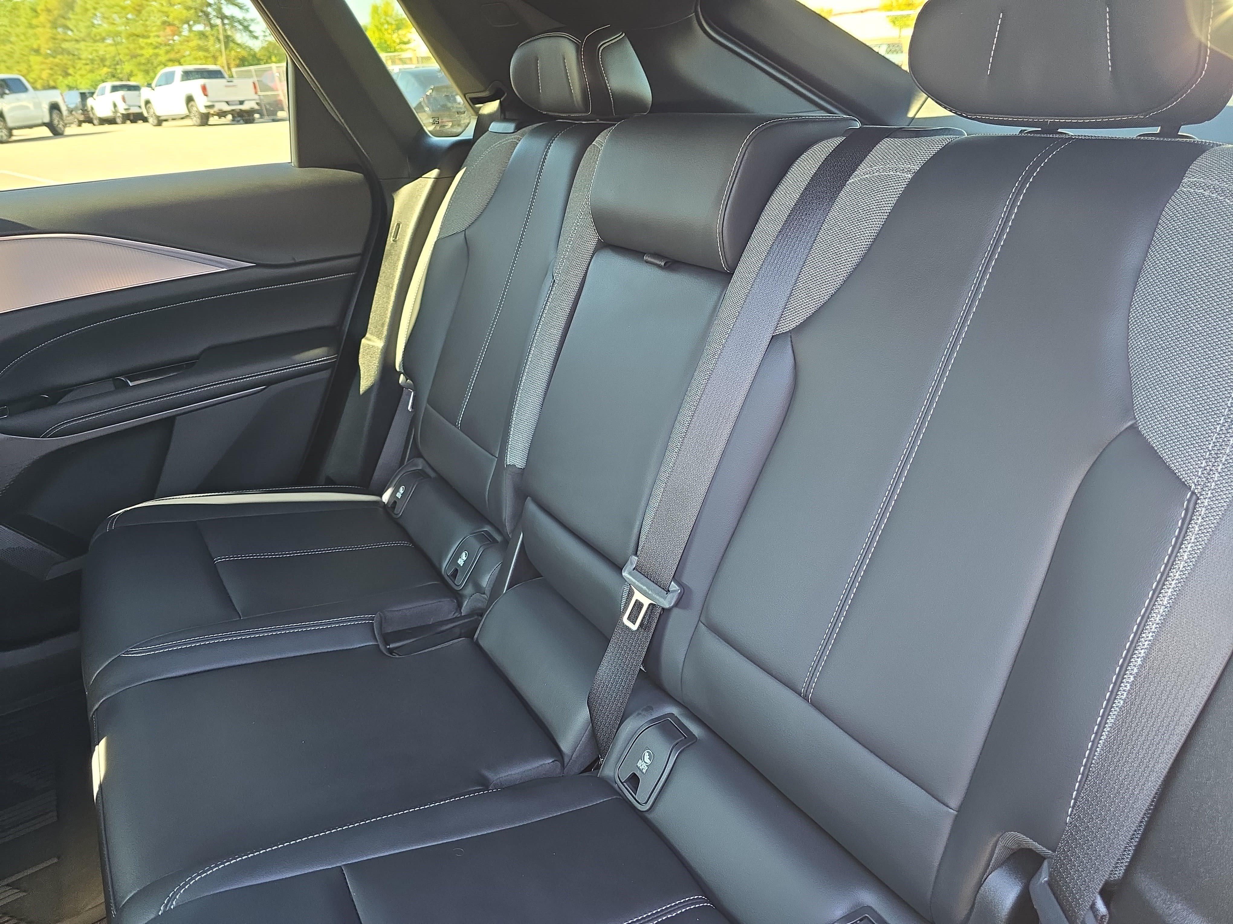 Certified 2024 Cadillac Lyriq Tech RWD image 13