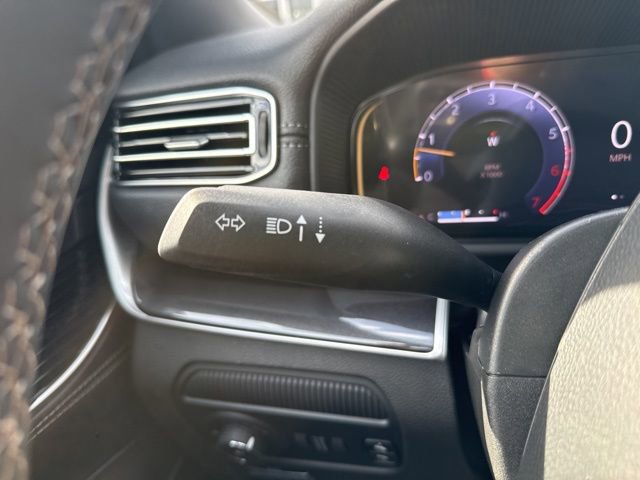 Used 2024 Jeep Wagoneer 4WD image 27