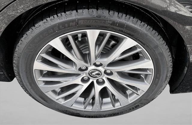 Used 2019 Lexus ES 350 w/ Premium Package image 9