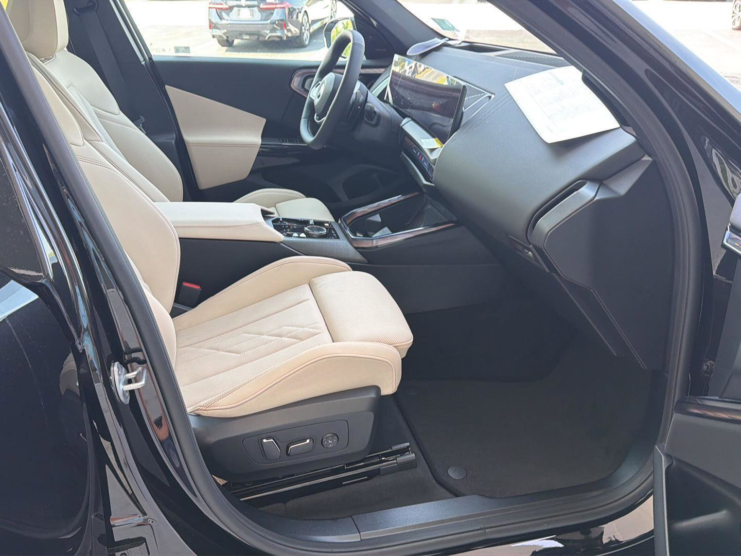 New 2026 BMW X3 xDrive30 w/ Premium Package AWD/4WD image 13