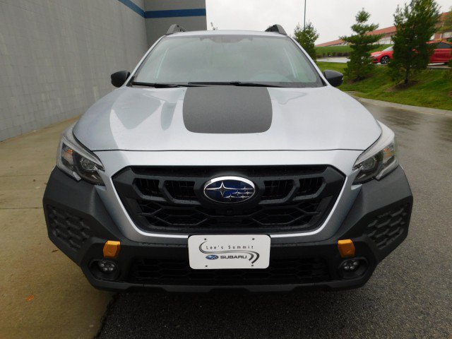 Certified 2025 Subaru Outback Wilderness AWD/4WD image 7