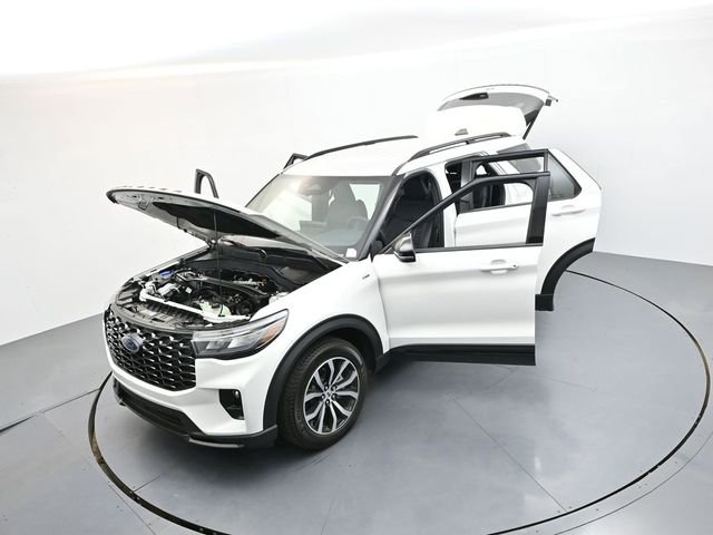 New 2026 Ford Explorer ST-Line AWD/4WD image 38