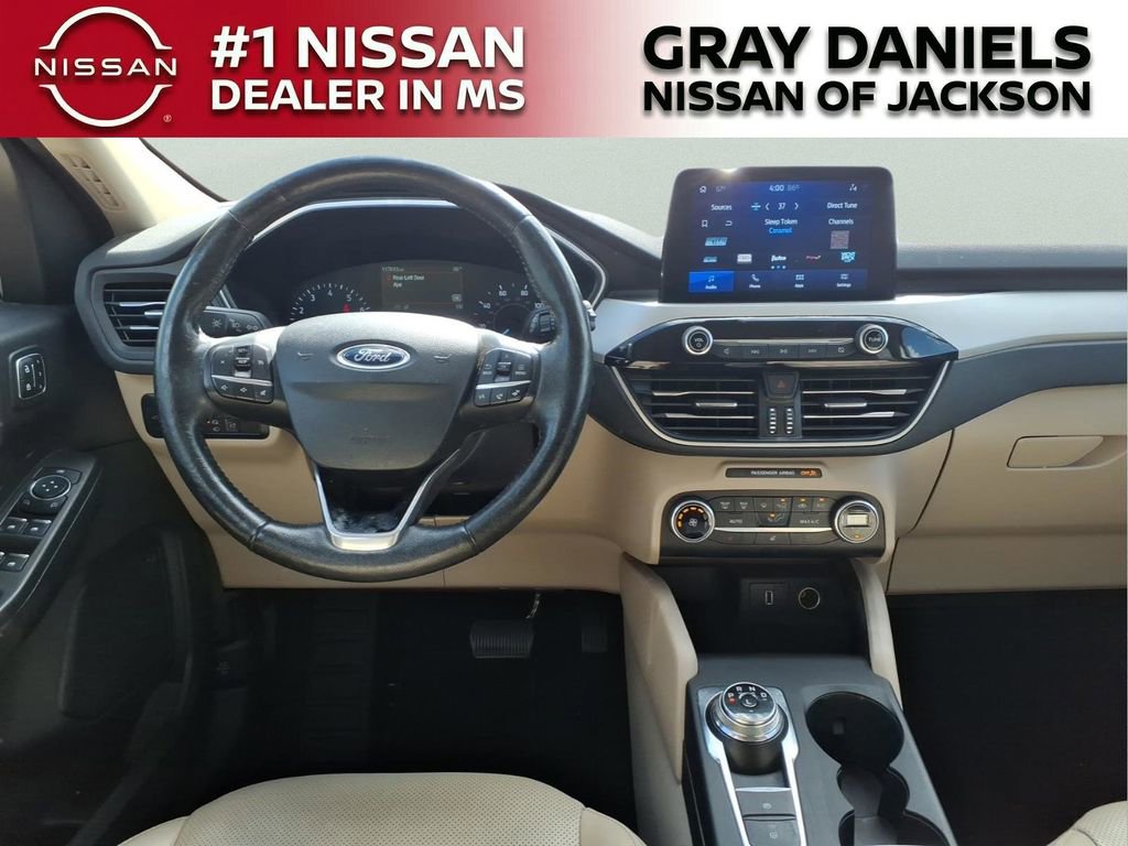 Used 2020 Ford Escape SEL image 10