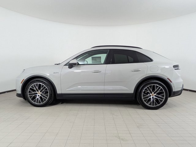 New 2026 Porsche Macan Electric RWD image 2