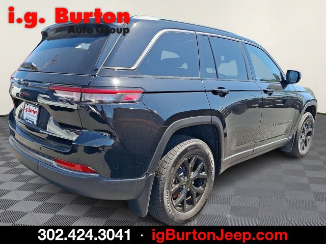 New 2026 Jeep Grand Cherokee Altitude AWD/4WD image 5