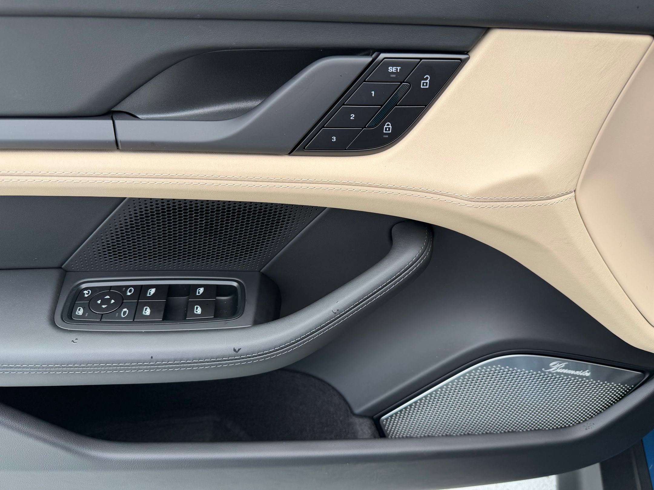 New 2026 Porsche Taycan AWD/4WD image 31