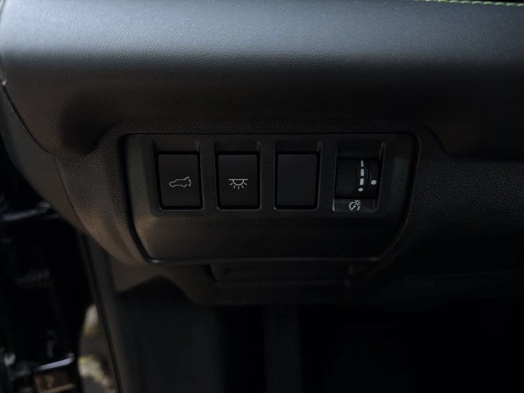 Used 2023 Subaru Ascent Onyx Edition AWD/4WD image 17