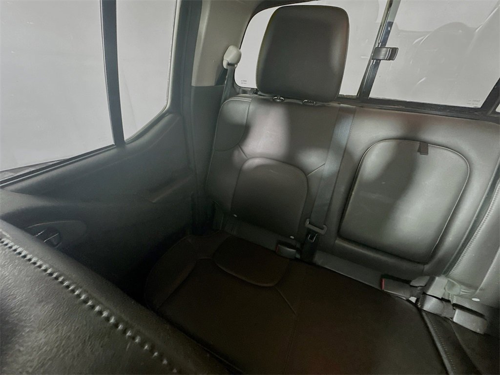 Used 2018 Nissan Frontier PRO-4X w/ Pro-4x Luxury Package image 12
