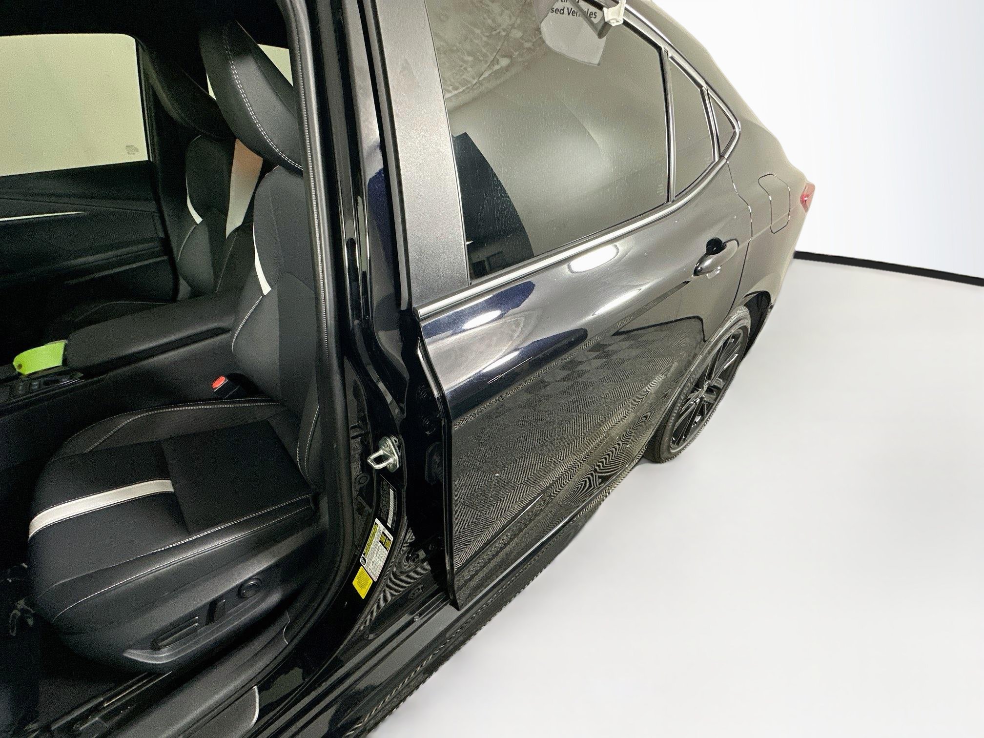 Used 2026 Toyota Camry SE FWD image 12
