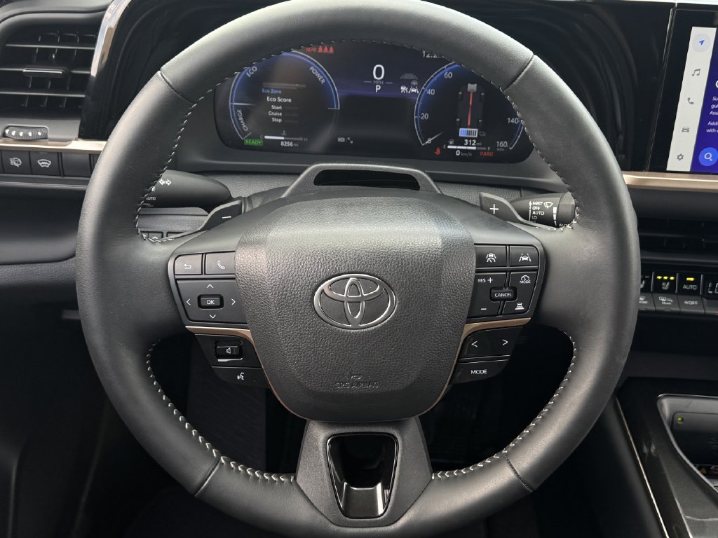 Used 2025 Toyota Crown Signia w/ Advanced Technology Package AWD/4WD image 14