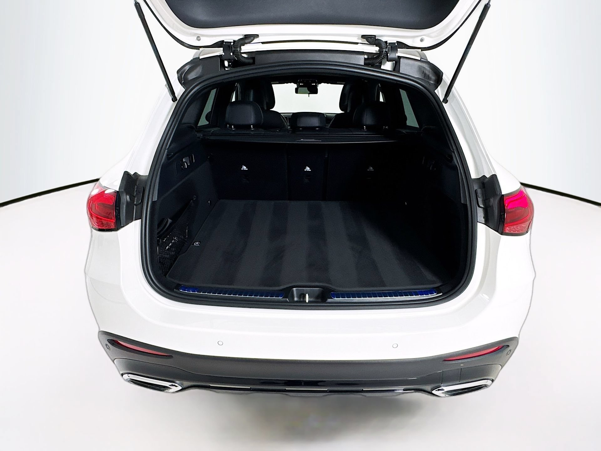 Certified 2025 Mercedes-Benz GLC 300 image 29
