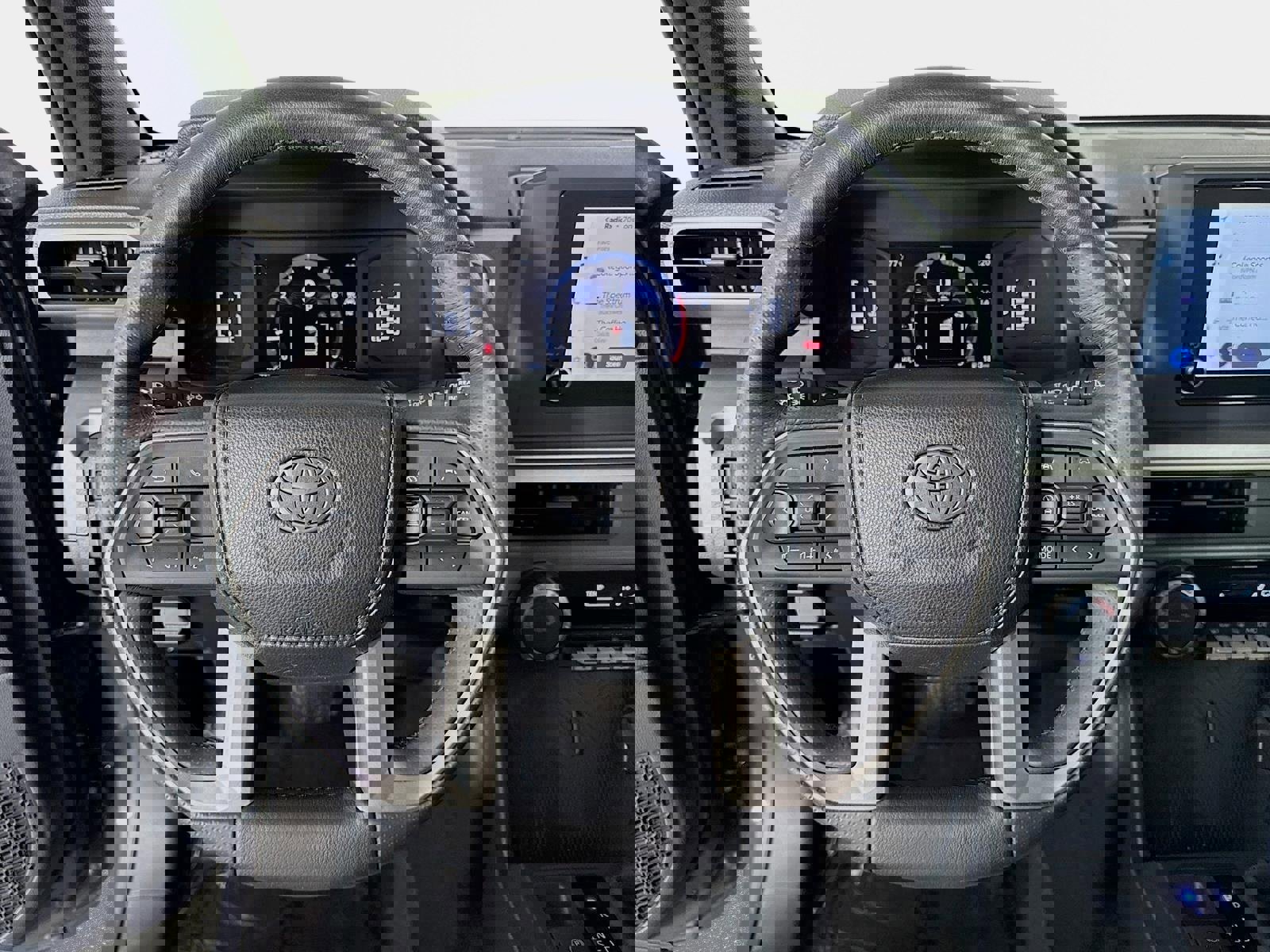 Used 2025 Toyota 4Runner SR5 image 13