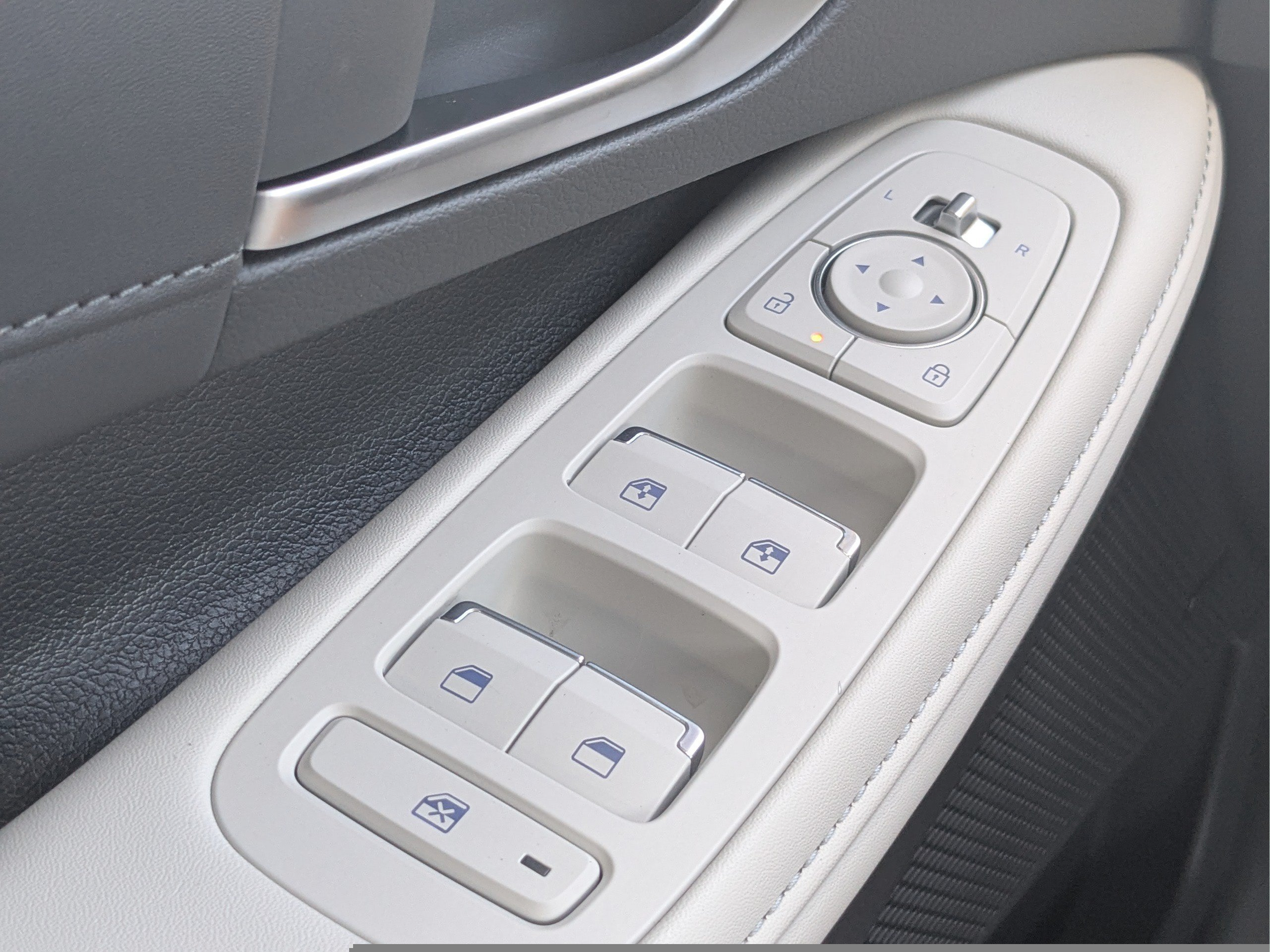 New 2026 Hyundai Sonata Limited FWD image 28