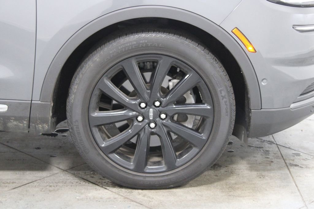 Used 2022 Lincoln Nautilus Reserve w/ Equipment Group 201A image 12