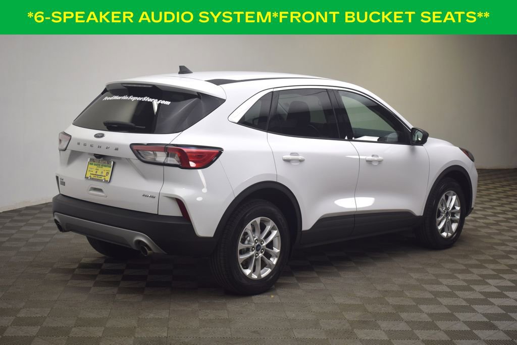 Used 2022 Ford Escape SE image 8