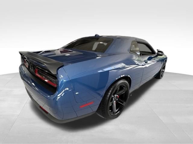 Used 2022 Dodge Challenger SRT Hellcat w/ SRT Black Package RWD image 6