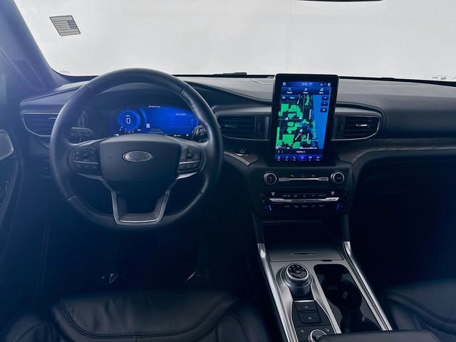 Used 2020 Ford Explorer Platinum w/ Premium Technology Package image 23