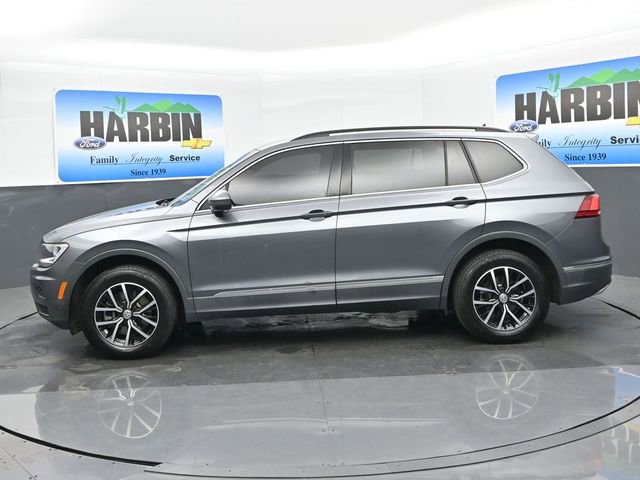 Used 2021 Volkswagen Tiguan SE w/ Panoramic Sunroof Package image 2