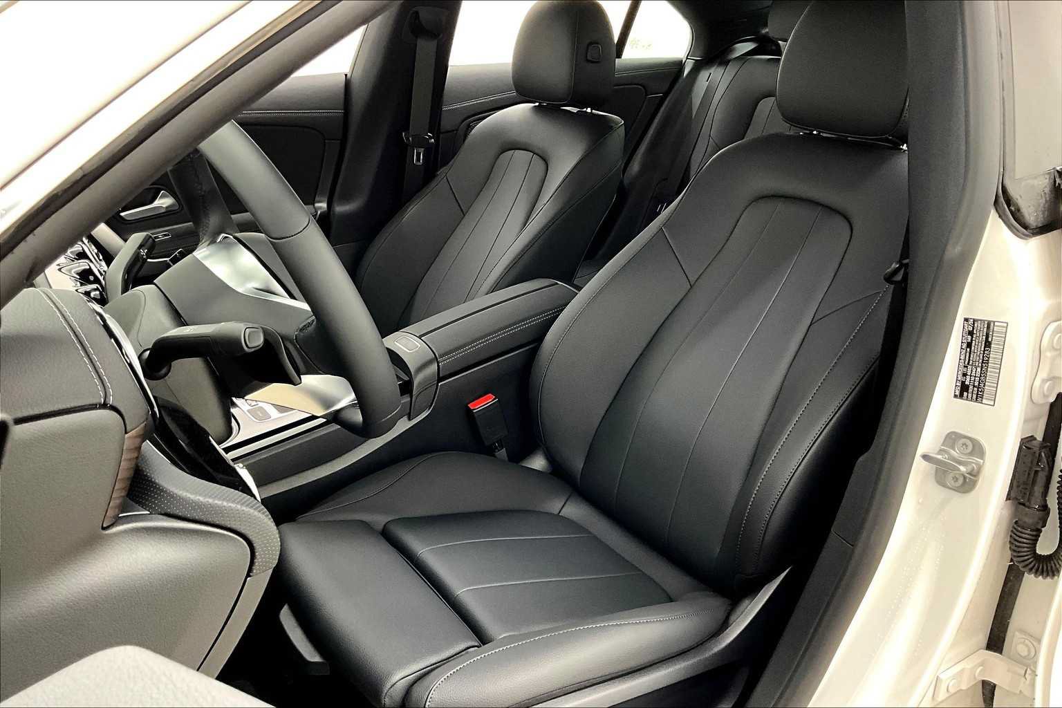 New 2025 Mercedes-Benz CLA 250 image 9