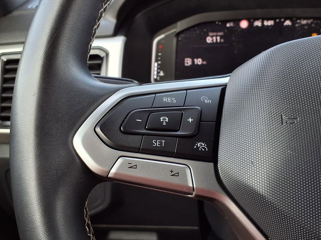 Used 2021 Volkswagen Atlas Cross Sport SEL image 18