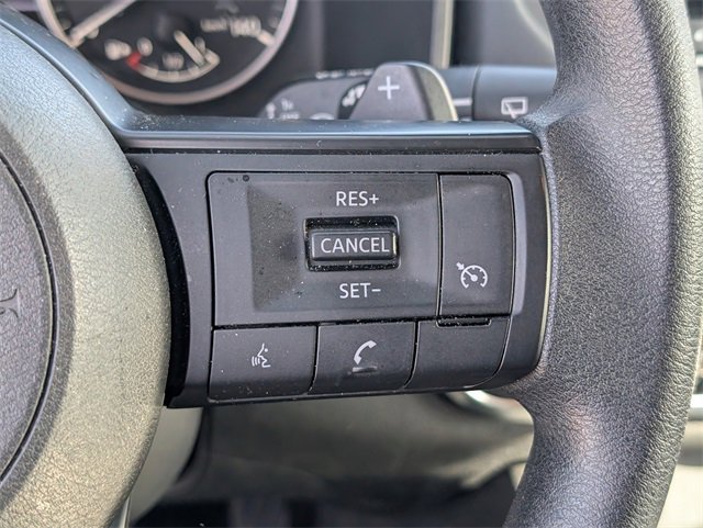 Used 2024 Nissan Rogue S image 21