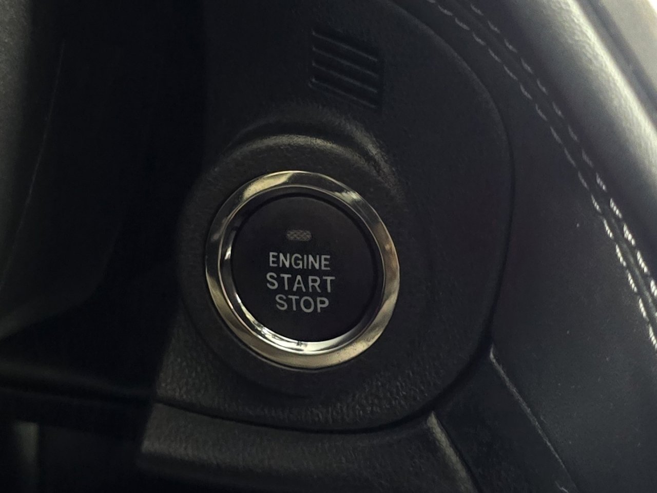 Used 2024 Subaru Outback Premium AWD/4WD image 29