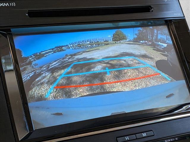 Used 2017 Toyota Avalon XLE Premium image 6