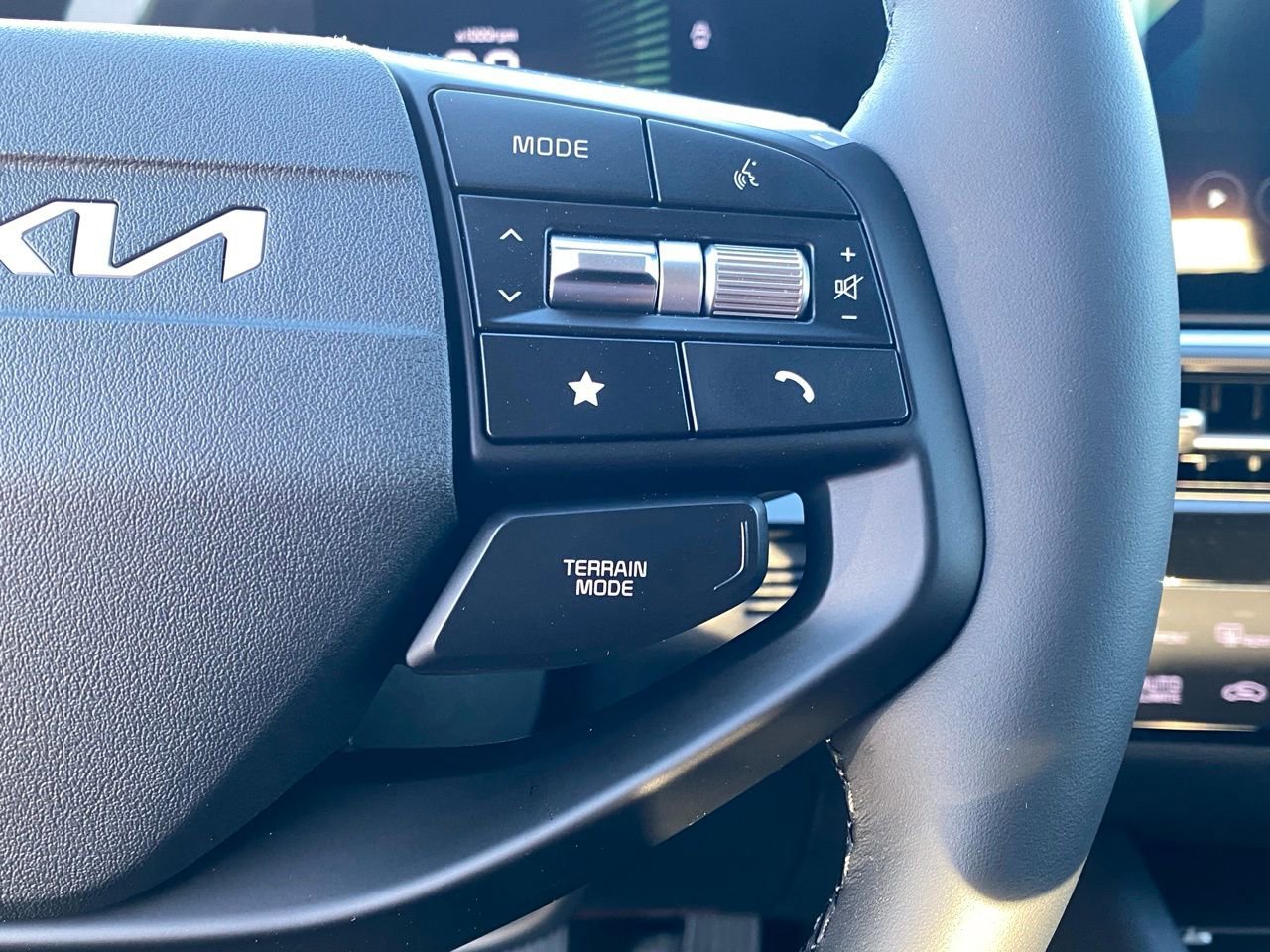 New 2026 Kia Sportage EX image 14