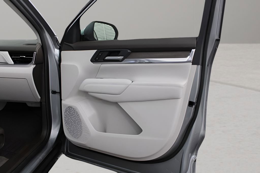 Used 2026 GMC Terrain Denali image 31