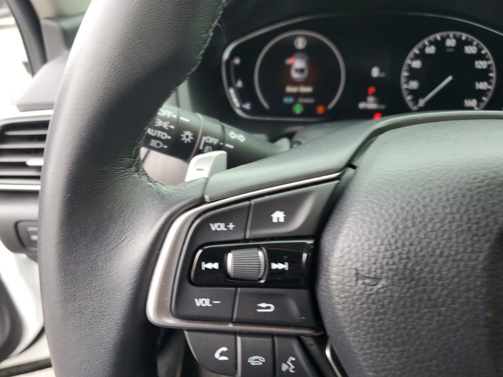 Used 2021 Honda Accord Touring image 17