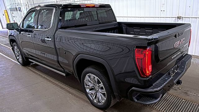 Used 2025 GMC Sierra 1500 Denali w/ Denali Reserve Package AWD/4WD image 6